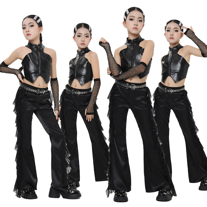 Street Fashion Outfit Girl - Celana Atasan Leher Gantung Tidak Beraturan