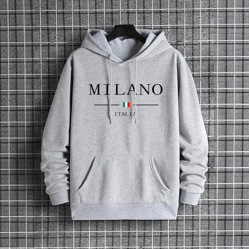 Street Fashion Of Milan - Hoodie Pria Fashion Milan Italia 2025