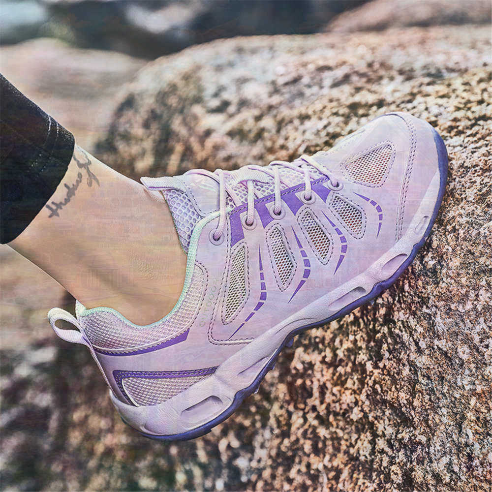 Sepatu Tenis Perak Ujung Bulat - Street Fashion Outfit Girl ulasan dan harga