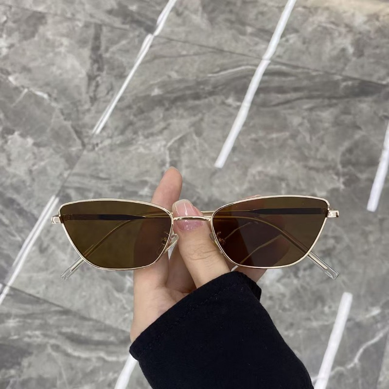 Kacamata Hitam Logam Berbentuk - Street Fashion Glasses ulasan dan harga