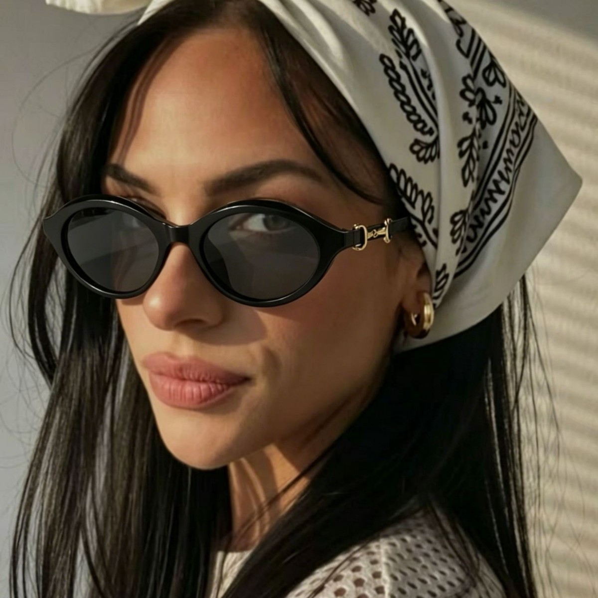 Kacamata Hitam Wanita Bentuk O - Street Fashion Essentials ulasan dan harga
